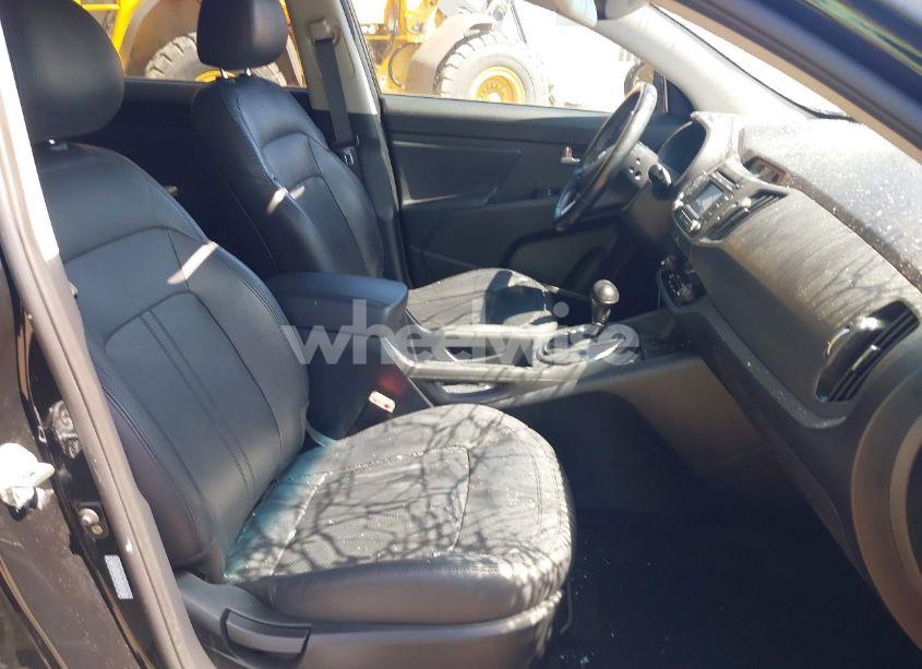 Photo 5 of 2013 Kia Sportage EX (VIN KNDPC3A20D7438621)