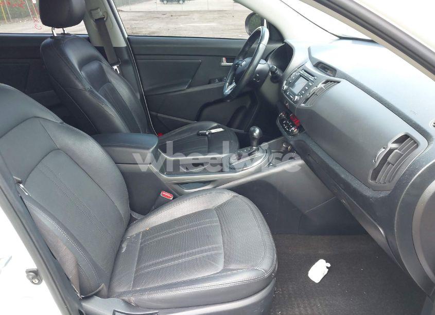 Photo 5 of 2013 Kia Sportage EX (VIN KNDPC3A21D7528487)