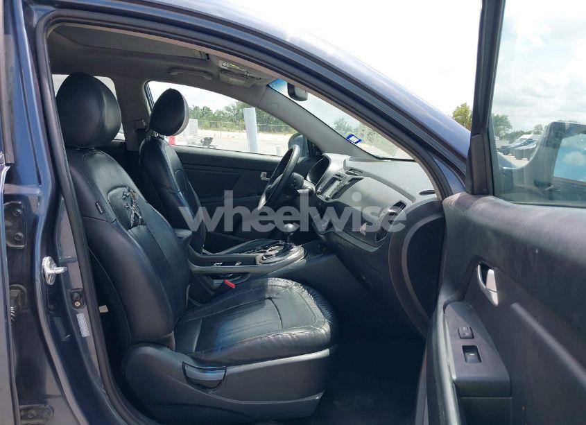 Photo 5 of 2012 Kia Sportage EX (VIN KNDPC3A27C7179138)