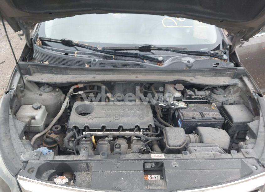 Photo 10 of 2013 Kia Sportage EX (VIN KNDPC3A28D7449821)