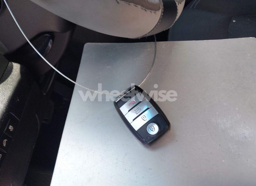 Photo 11 of 2015 Kia Sportage SX (VIN KNDPC3A60F7772993)