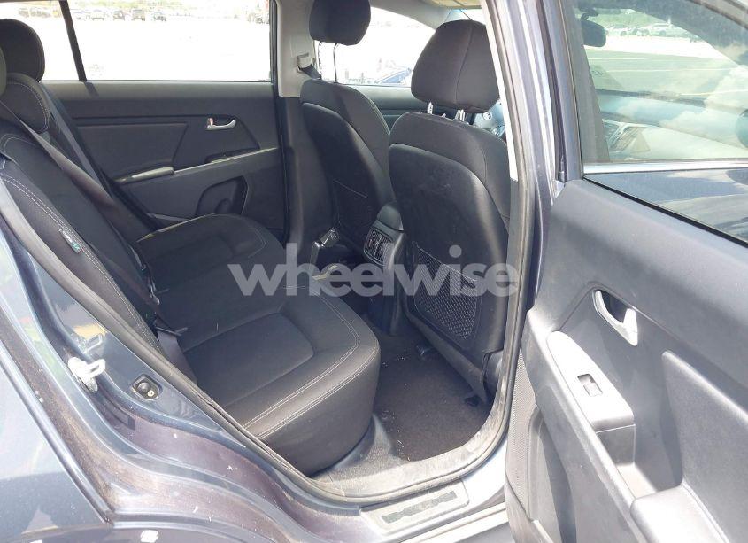 Photo 8 of 2015 Kia Sportage SX (VIN KNDPC3A60F7772993)