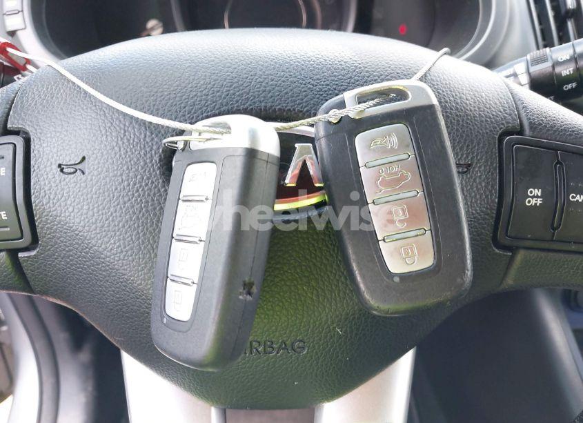 Photo 11 of 2011 Kia Sportage SX (VIN KNDPC3A68B7148742)