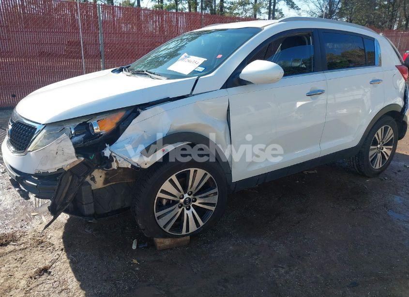 Photo 2 of 2016 Kia Sportage EX (VIN KNDPC3AC5G7868190)
