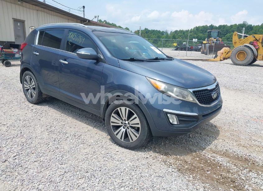 2015 Kia Sportage EX (VIN KNDPC3AC9F7727217) main photo