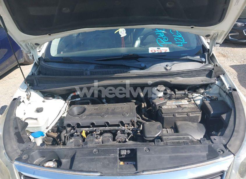 Photo 10 of 2013 Kia Sportage EX (VIN KNDPCCA22D7363985)