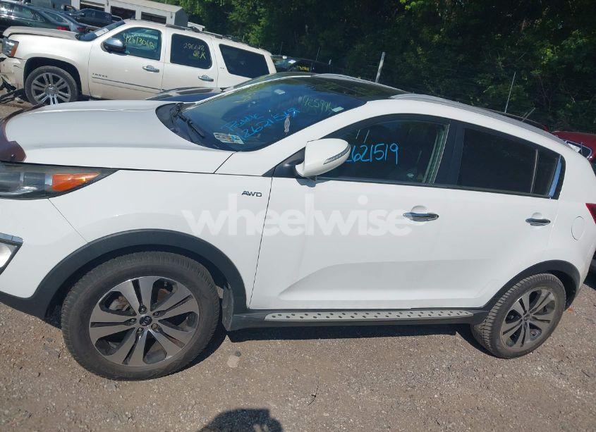 Photo 14 of 2013 Kia Sportage EX (VIN KNDPCCA22D7363985)