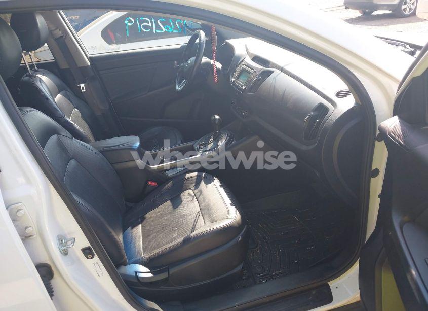 Photo 5 of 2013 Kia Sportage EX (VIN KNDPCCA22D7363985)