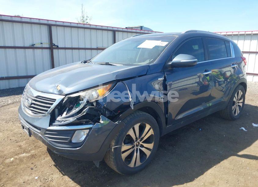 Photo 2 of 2013 Kia Sportage EX (VIN KNDPCCA27D7542071)