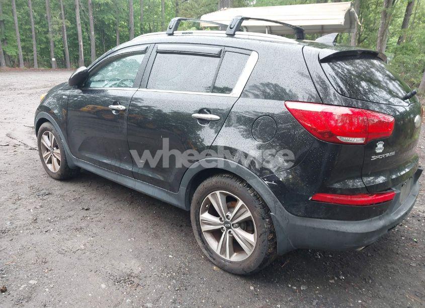 Photo 3 of 2014 Kia Sportage SX (VIN KNDPCCA62E7641188)