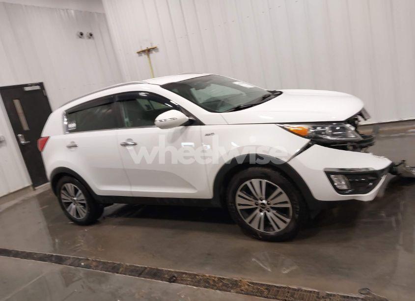 Photo 14 of 2015 Kia Sportage EX (VIN KNDPCCAC6F7786029)