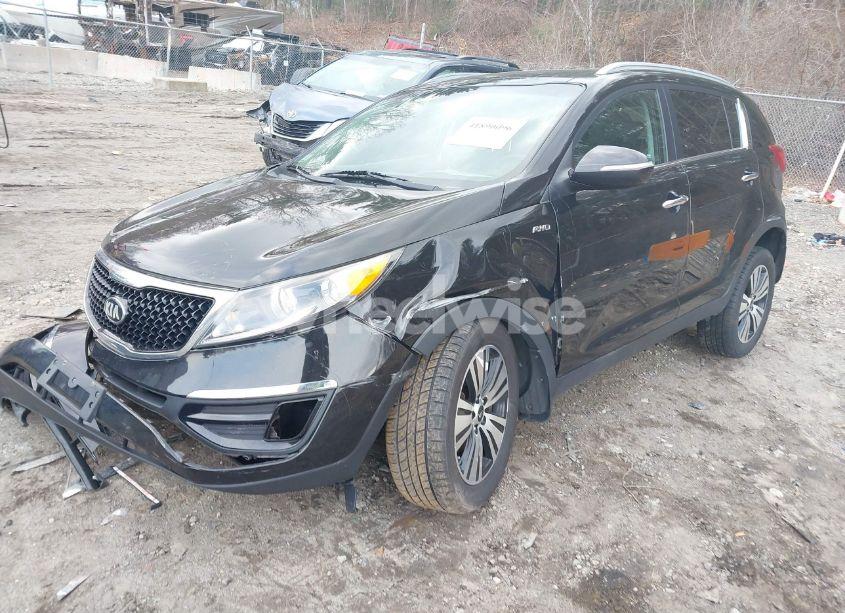 Photo 2 of 2016 Kia Sportage EX (VIN KNDPCCAC8G7862061)