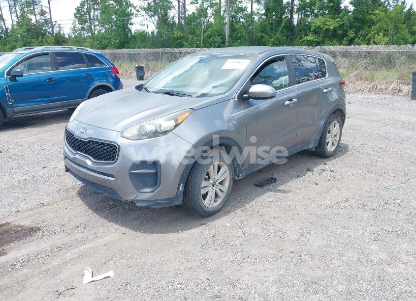 Photo 2 of 2017 Kia Sportage LX (VIN KNDPM3AC0H7085454)