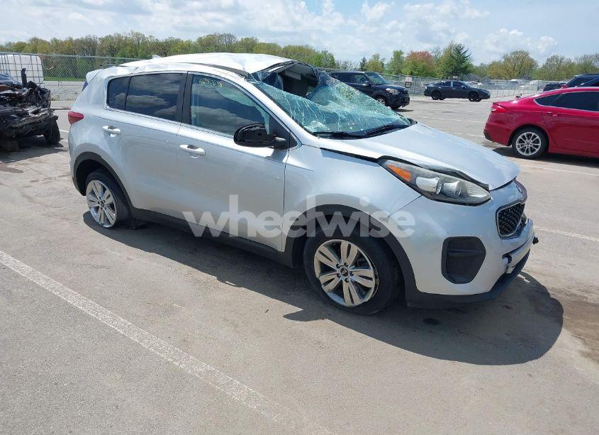 2018 Kia Sportage LX (VIN KNDPM3AC0J7323485) main photo