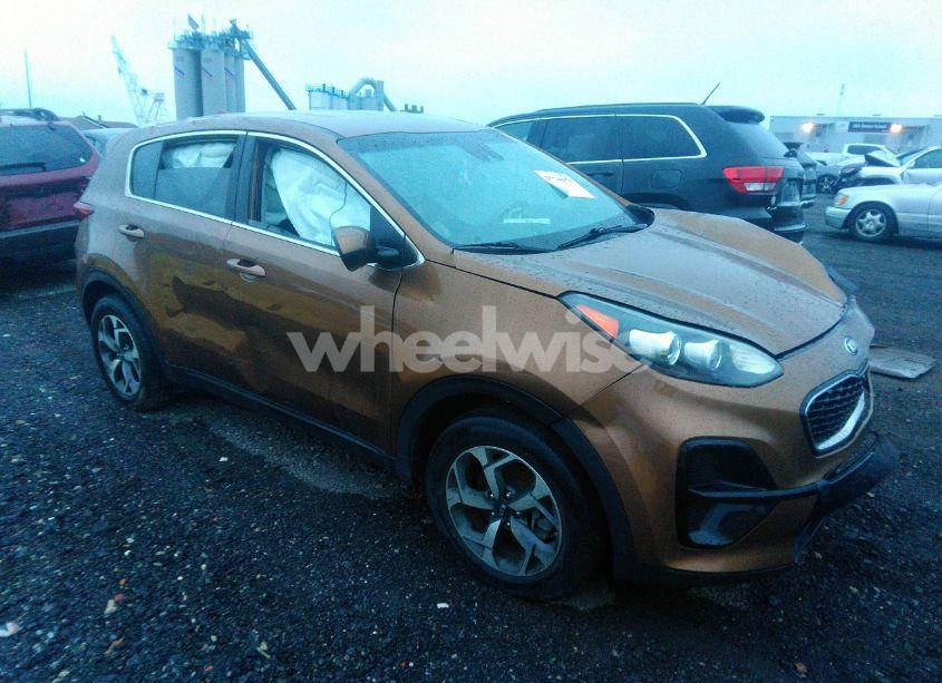 2020 Kia Sportage LX (VIN KNDPM3AC0L7813170) main photo