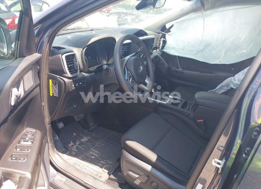 Photo 5 of 2022 Kia Sportage LX (VIN KNDPM3AC0N7969759)