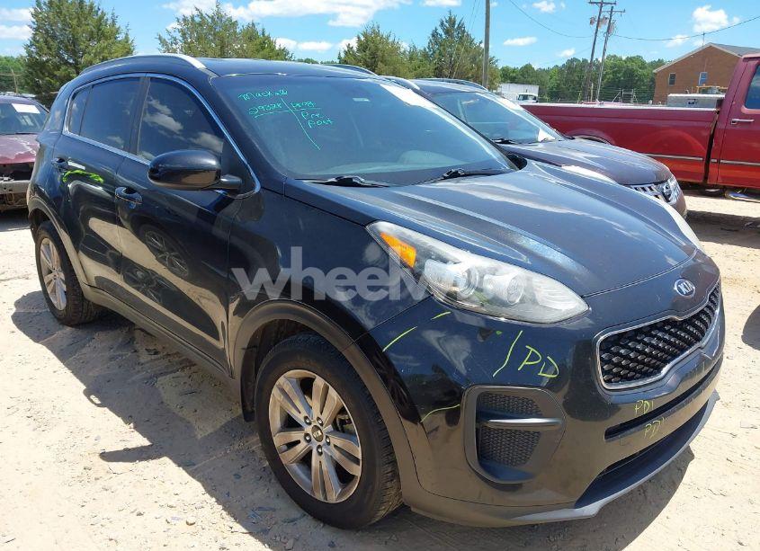 2019 Kia Sportage LX (VIN KNDPM3AC1K7526211) main photo
