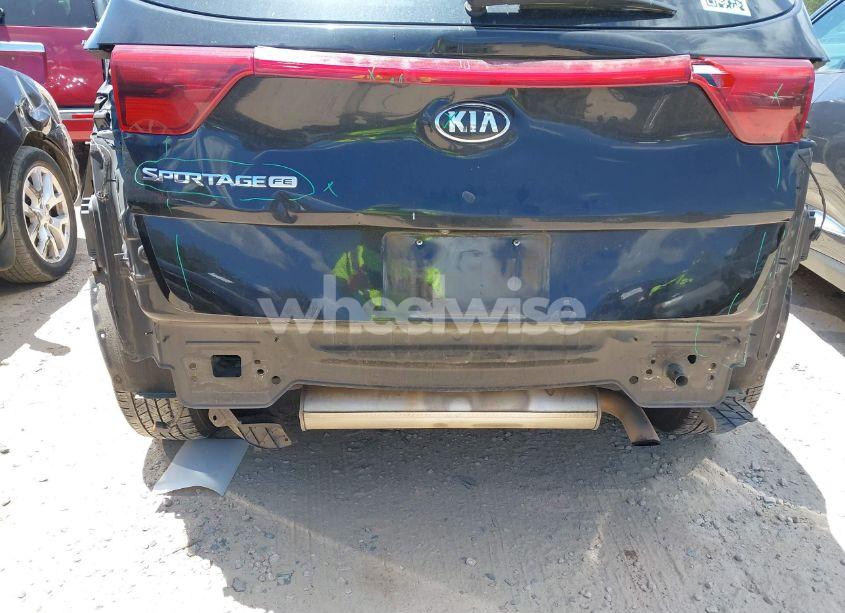 Photo 6 of 2019 Kia Sportage LX (VIN KNDPM3AC1K7526211)