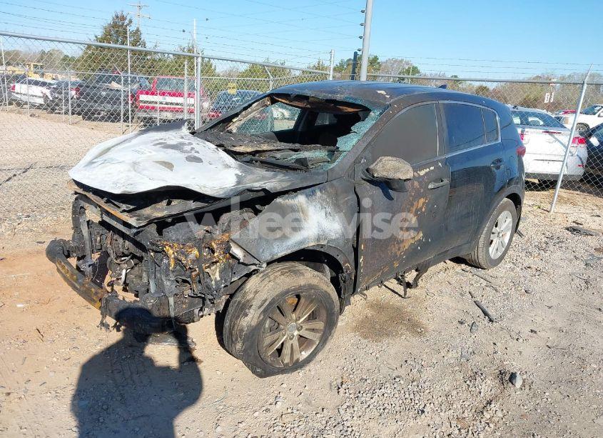 Photo 2 of 2019 Kia Sportage LX (VIN KNDPM3AC1K7617513)