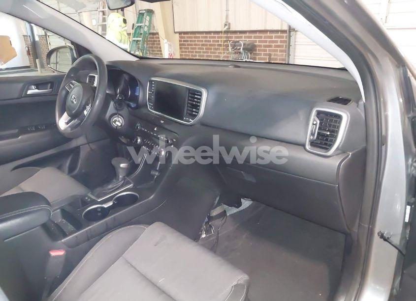 Photo 5 of 2021 Kia Sportage LX (VIN KNDPM3AC1M7897159)