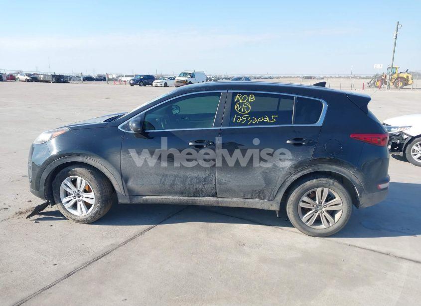 Photo 14 of 2017 Kia Sportage LX (VIN KNDPM3AC2H7241705)