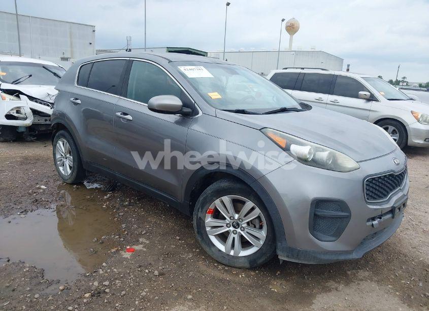 2017 Kia Sportage LX (VIN KNDPM3AC2H7246144) main photo