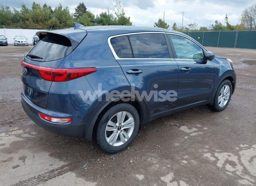 Photo 4 of 2018 Kia Sportage LX (VIN KNDPM3AC2J7339672)