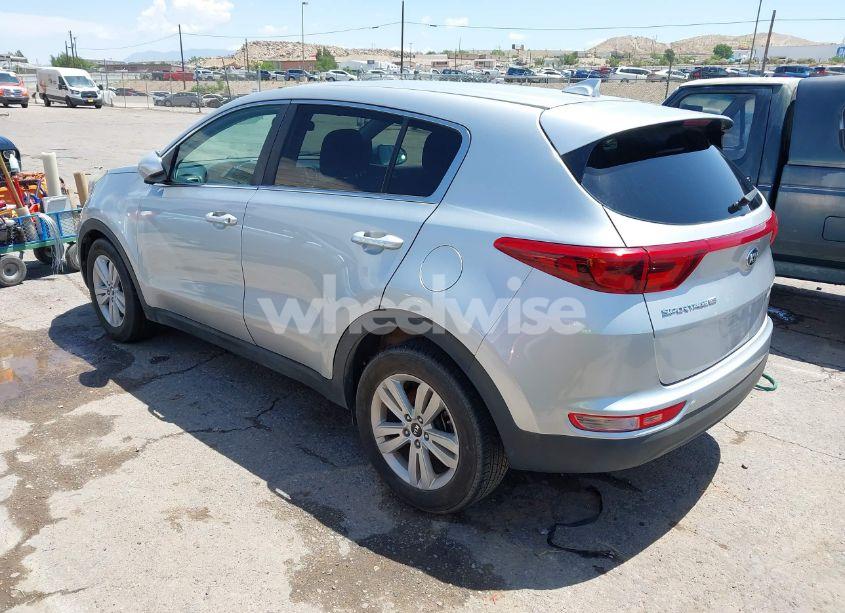 Photo 3 of 2018 Kia Sportage LX (VIN KNDPM3AC2J7341468)
