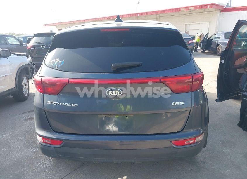 Photo 16 of 2018 Kia Sportage LX (VIN KNDPM3AC2J7488535)