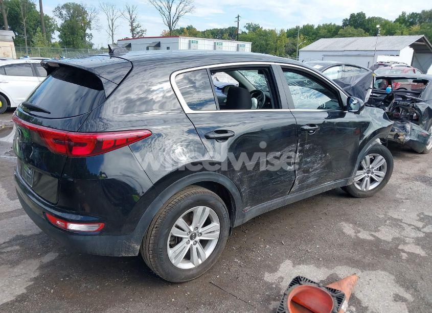 Photo 4 of 2019 Kia Sportage LX (VIN KNDPM3AC2K7504105)
