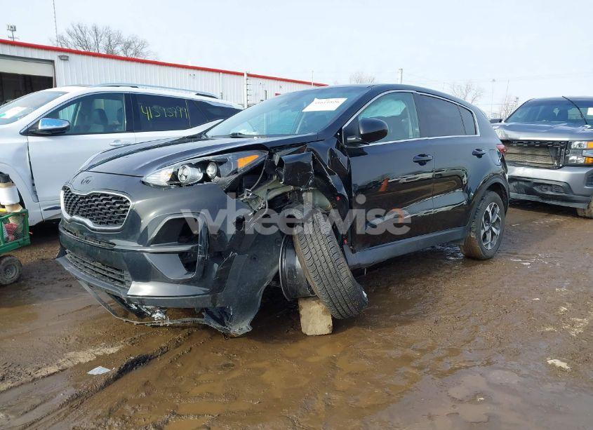 Photo 2 of 2020 Kia Sportage LX (VIN KNDPM3AC2L7751562)