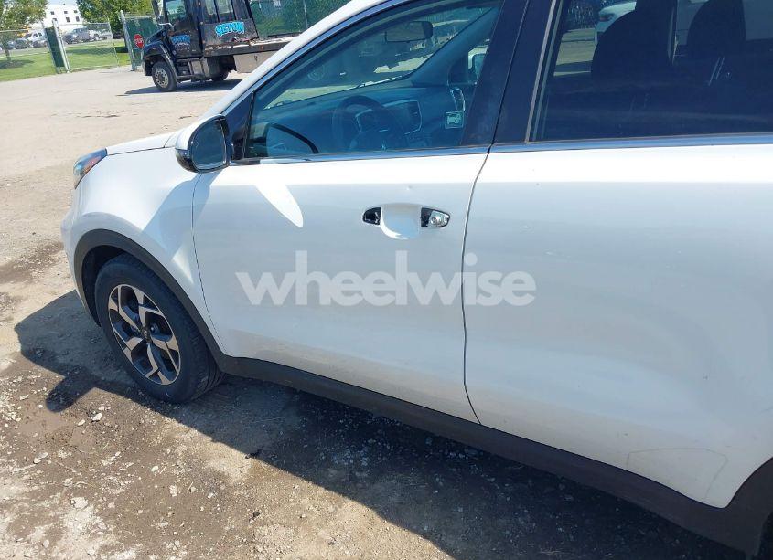 Photo 6 of 2021 Kia Sportage LX (VIN KNDPM3AC2M7892939)