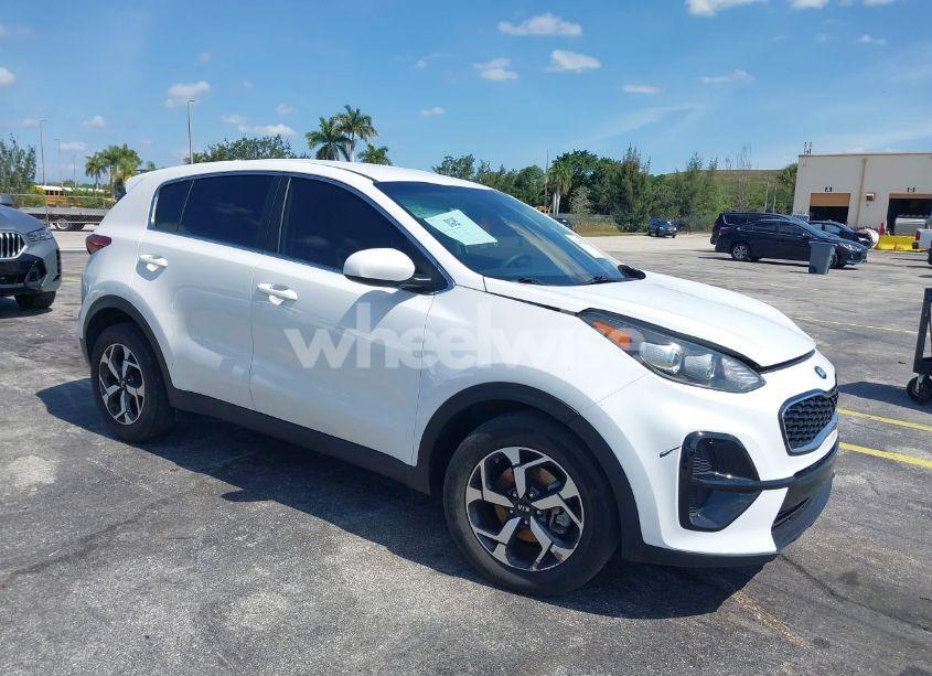 2022 Kia Sportage LX (VIN KNDPM3AC2N7008824) main photo