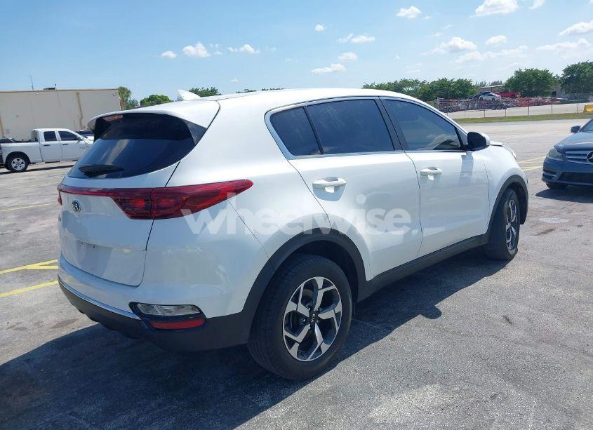 Photo 4 of 2022 Kia Sportage LX (VIN KNDPM3AC2N7008824)