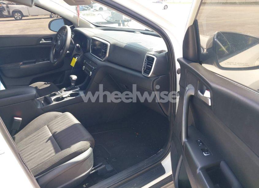 Photo 5 of 2022 Kia Sportage LX (VIN KNDPM3AC2N7008824)