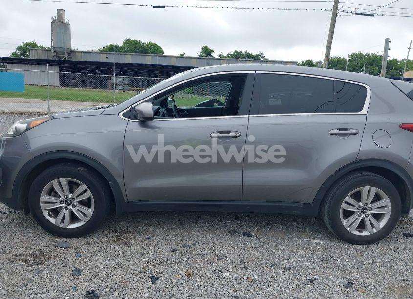 Photo 14 of 2017 Kia Sportage LX (VIN KNDPM3AC3H7103381)