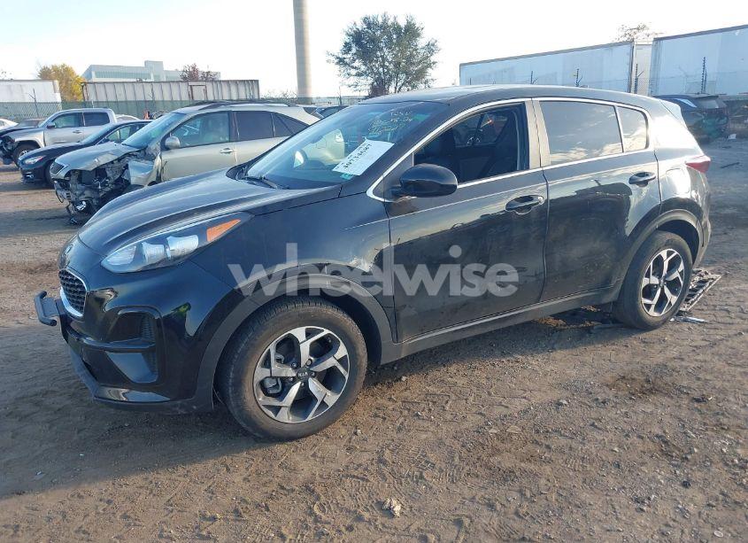 Photo 2 of 2021 Kia Sportage LX (VIN KNDPM3AC3M7912227)