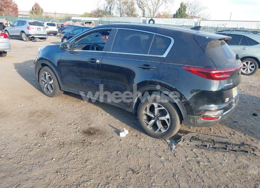Photo 3 of 2021 Kia Sportage LX (VIN KNDPM3AC3M7912227)