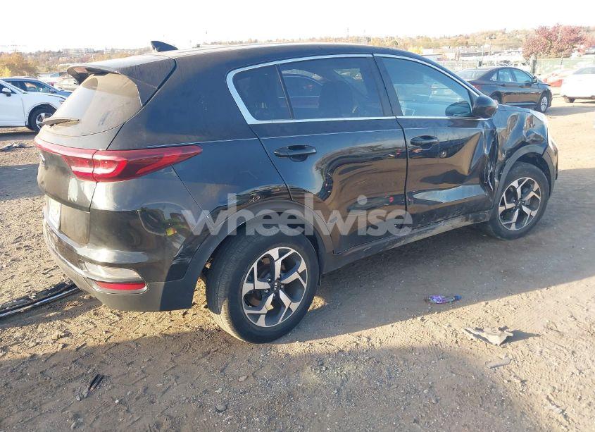 Photo 4 of 2021 Kia Sportage LX (VIN KNDPM3AC3M7912227)