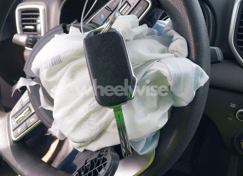 Photo 11 of 2021 Kia Sportage LX (VIN KNDPM3AC3M7933062)