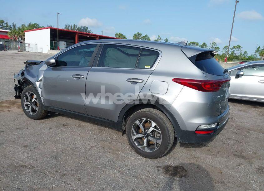 Photo 3 of 2022 Kia Sportage LX (VIN KNDPM3AC3N7961574)