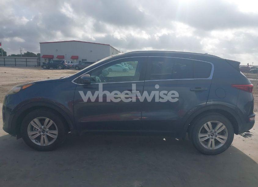Photo 13 of 2017 Kia Sportage LX (VIN KNDPM3AC4H7132582)