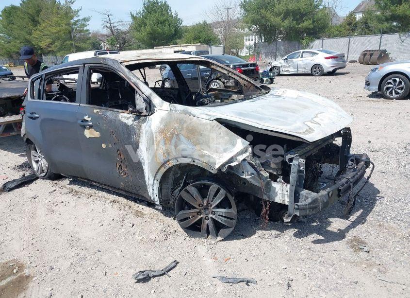 2018 Kia Sportage LX (VIN KNDPM3AC4J7489265) main photo