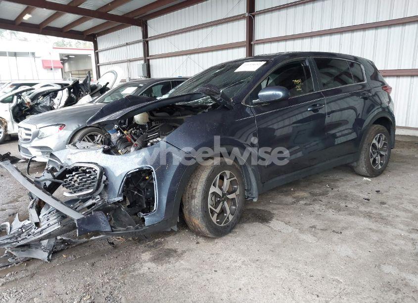 Photo 2 of 2020 Kia Sportage LX (VIN KNDPM3AC4L7726422)