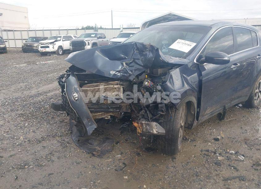 Photo 6 of 2021 Kia Sportage LX (VIN KNDPM3AC4M7890450)