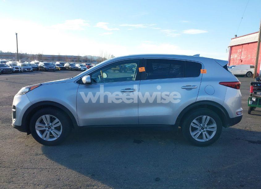 Photo 13 of 2018 Kia Sportage LX (VIN KNDPM3AC5J7451690)