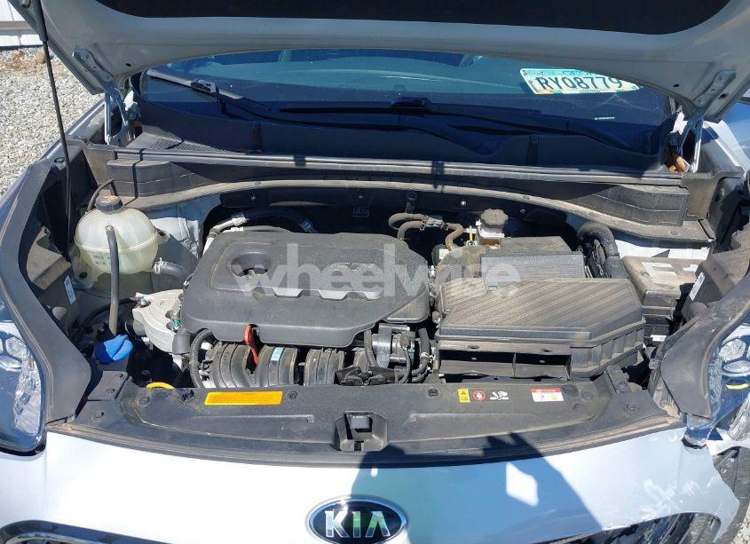 Photo 10 of 2021 Kia Sportage LX (VIN KNDPM3AC5M7842763)