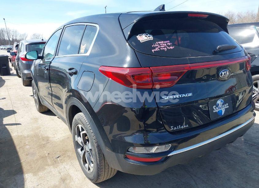Photo 3 of 2022 Kia Sportage LX (VIN KNDPM3AC5N7003956)