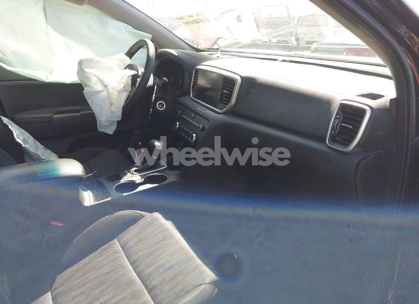 Photo 5 of 2022 Kia Sportage LX (VIN KNDPM3AC5N7003956)