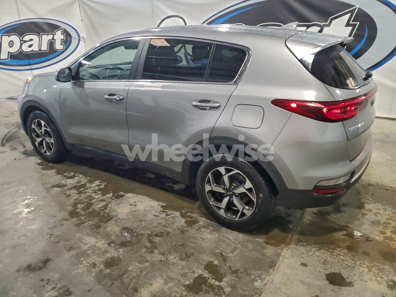 Photo 2 of 2022 KIA SPORTAGE LX (VIN KNDPM3AC5N7010776)